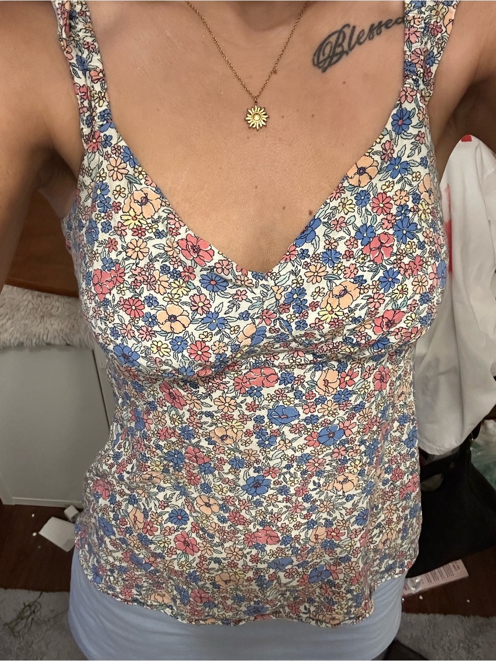 Floral Ruffle-Strap Tank Top - Multicolor - Picture 4 of 5